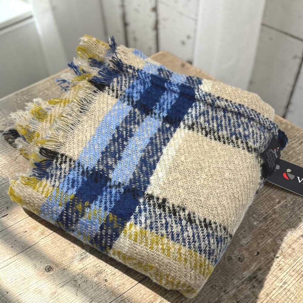 Scarf V. Fraas OS Blue Sand Acrylic Plaid Frayed Fringe Made in Germany 158501